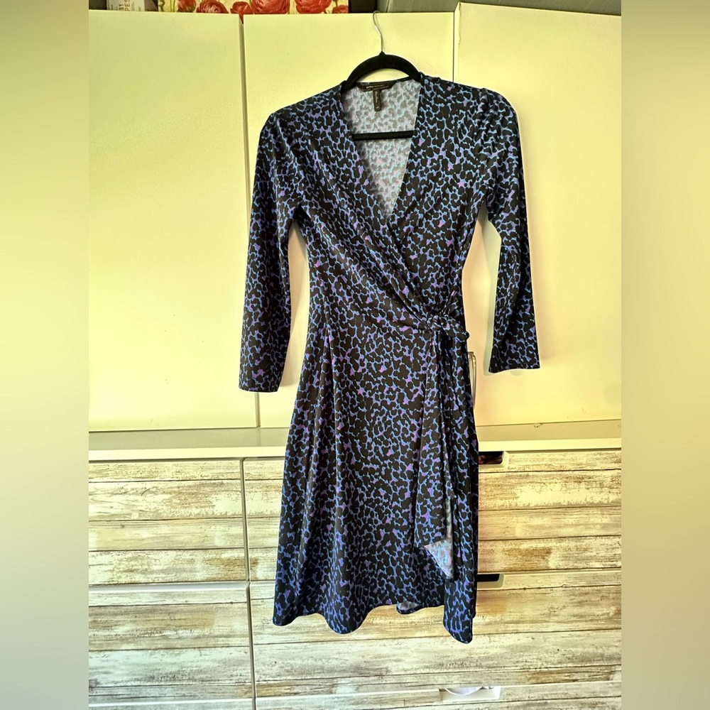 💜 BCBG Max Azria Adele Leopard Print Wrap Dress XS Black Purple